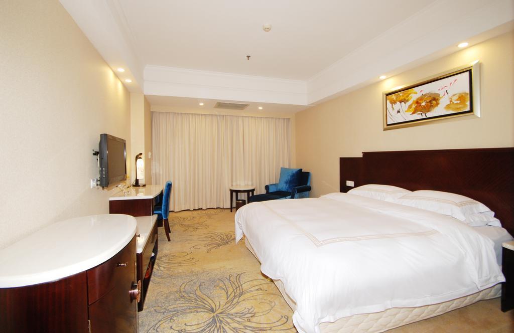 Overseas Chinese Friendship Hotel Cantão Exterior foto