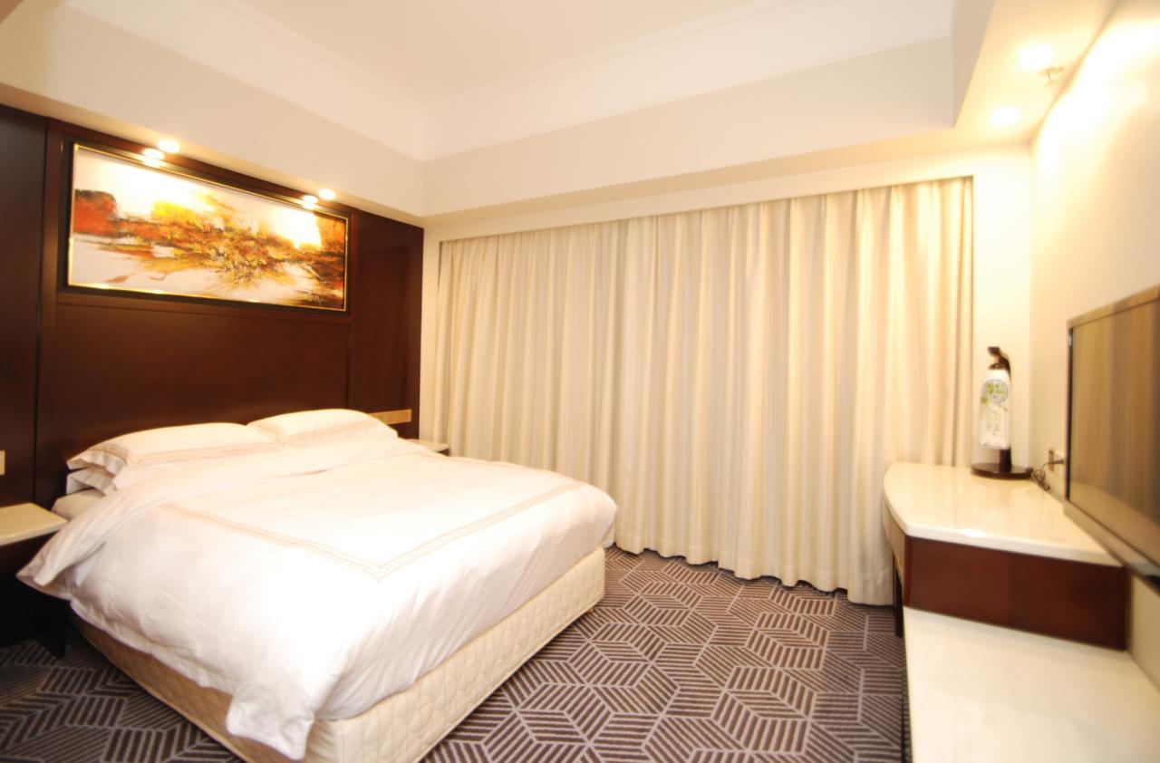 Overseas Chinese Friendship Hotel Cantão Exterior foto